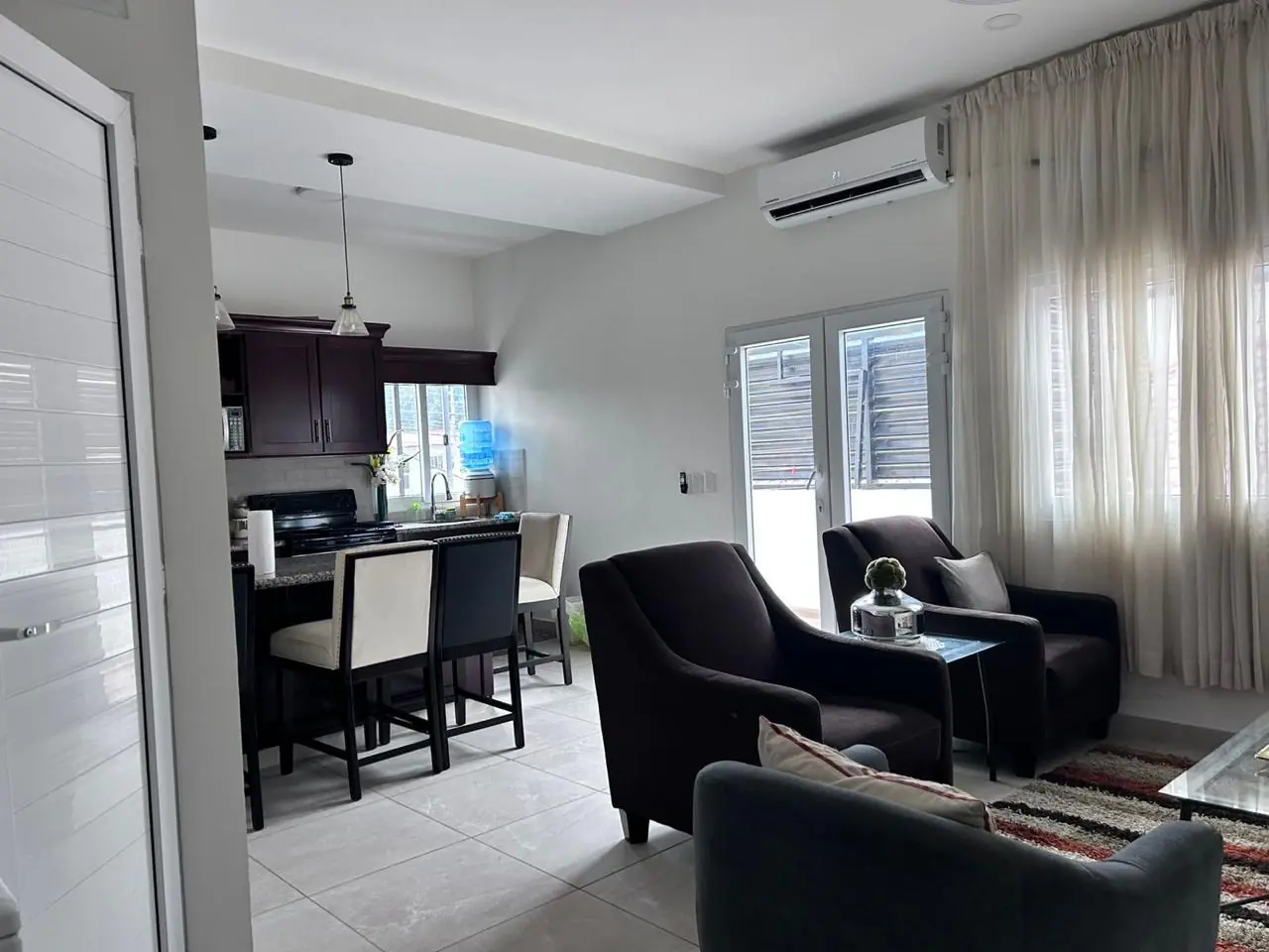 Apartamento Ejecutivo Amueblado en Residencial Casa Maya 4 — foto 2