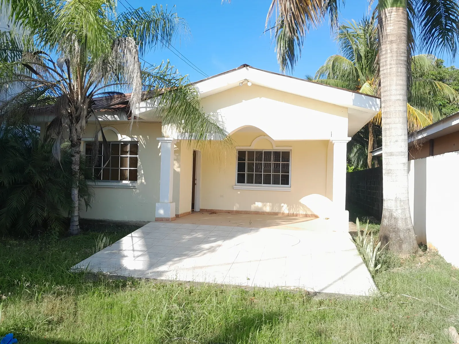 Casa en Venta Cerca de la Playa | Barrio Cieneguita, Puerto Cortés